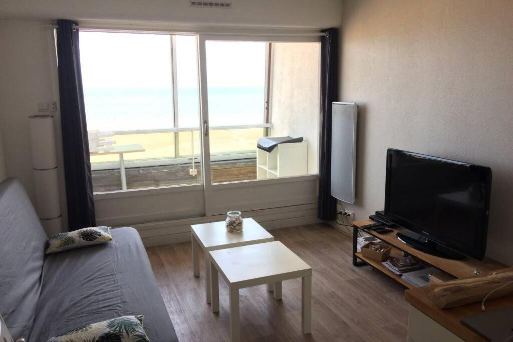 Appartement T2 Avec Vue Sur Mer Directe ! Courseulles-sur-Mer Buitenkant foto